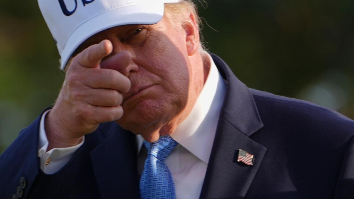 Trump Begins Sending $500 ACA Refund Checks to 1M Americans 3 Donald Trump Health Insurance Document Refund Check