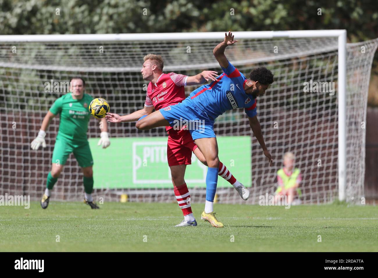 Hornchurch Defeats Aldershot Town 2-1 in National League 3 Hornchurch Football Stadium Match Action
