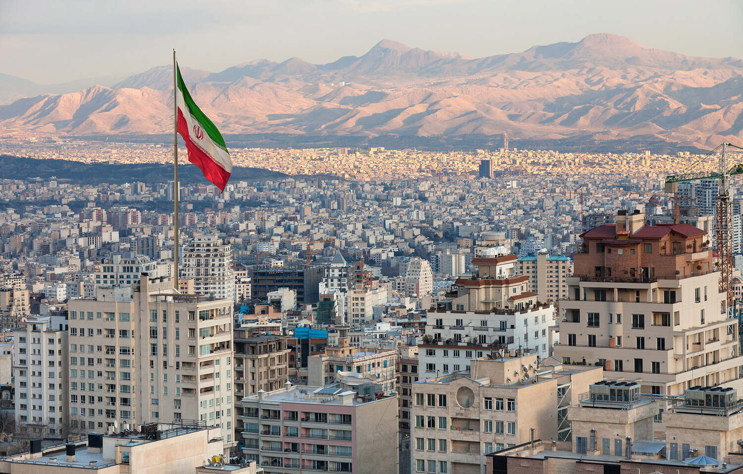 US Aviation Sanctions Force Travelers to Use Iran Land Borders 3 Iran Land Border Crossing Transit Crowds