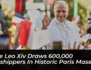 pope leo xiv draws 600000 worshippers in historic paris mass MjXh