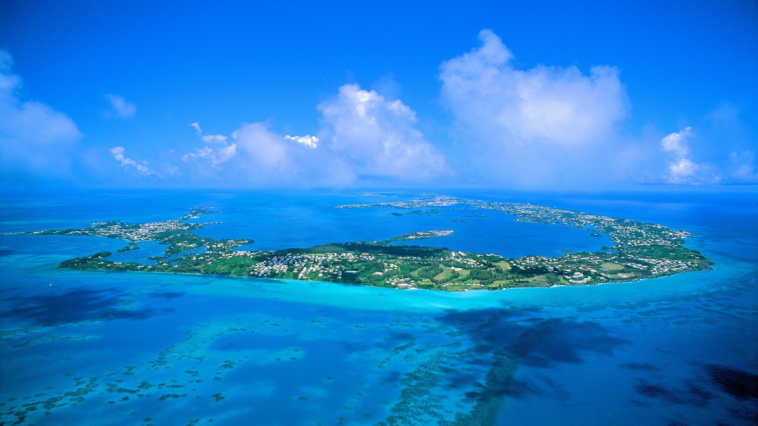 Bermuda Officials Identify Two Missing Air Ambulance Passengers 6 Bermuda Police Aviation Search Rescue Coast Guard