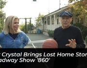 billy crystal brings lost home story to broadway show 860 RIzD