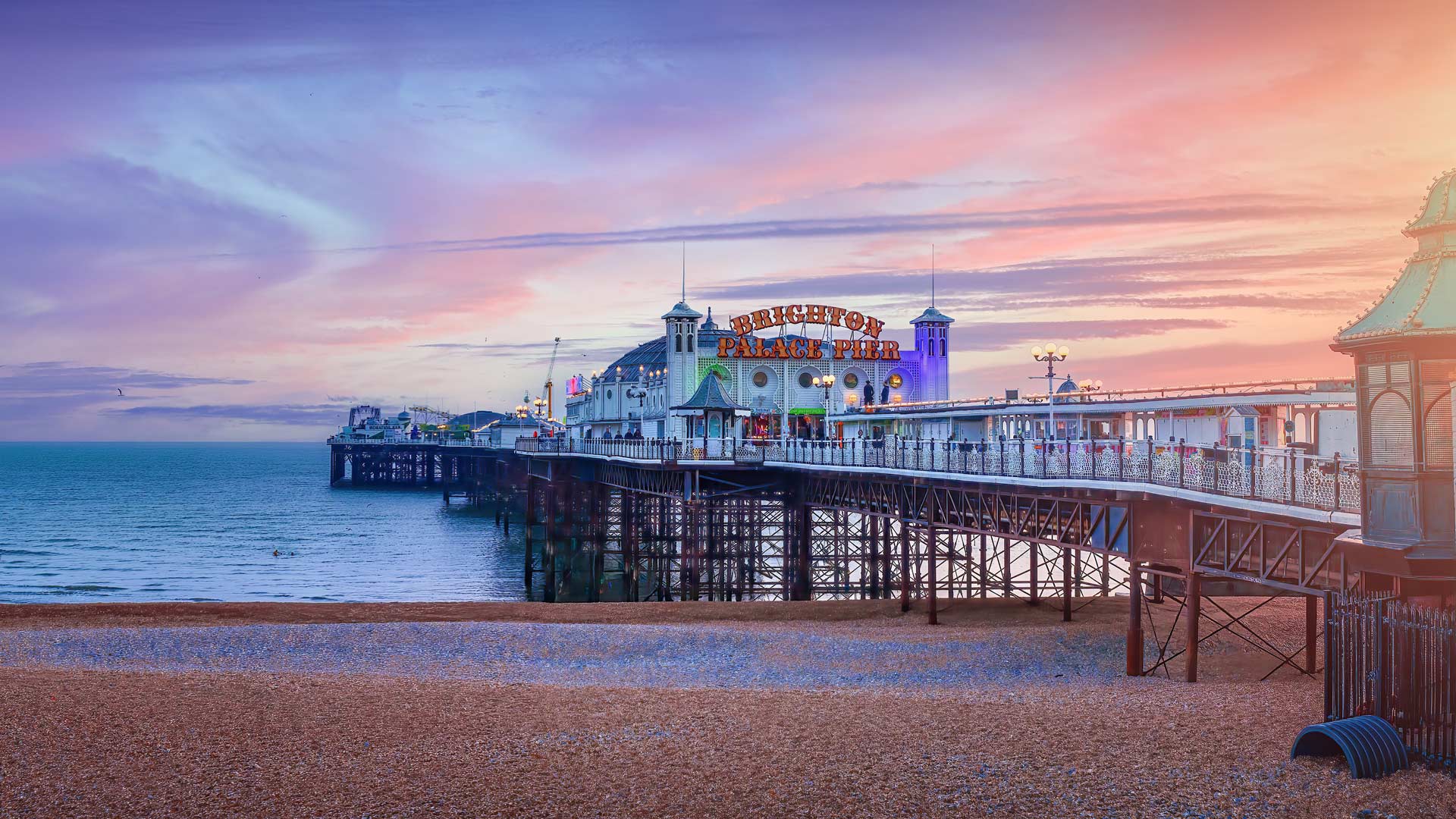 Coroner Rules Three Sisters Drowned Together in Brighton 5 Brighton Beach Coastline Sea English Channel