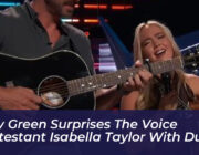 riley green surprises the voice contestant isabella taylor with duet leRD