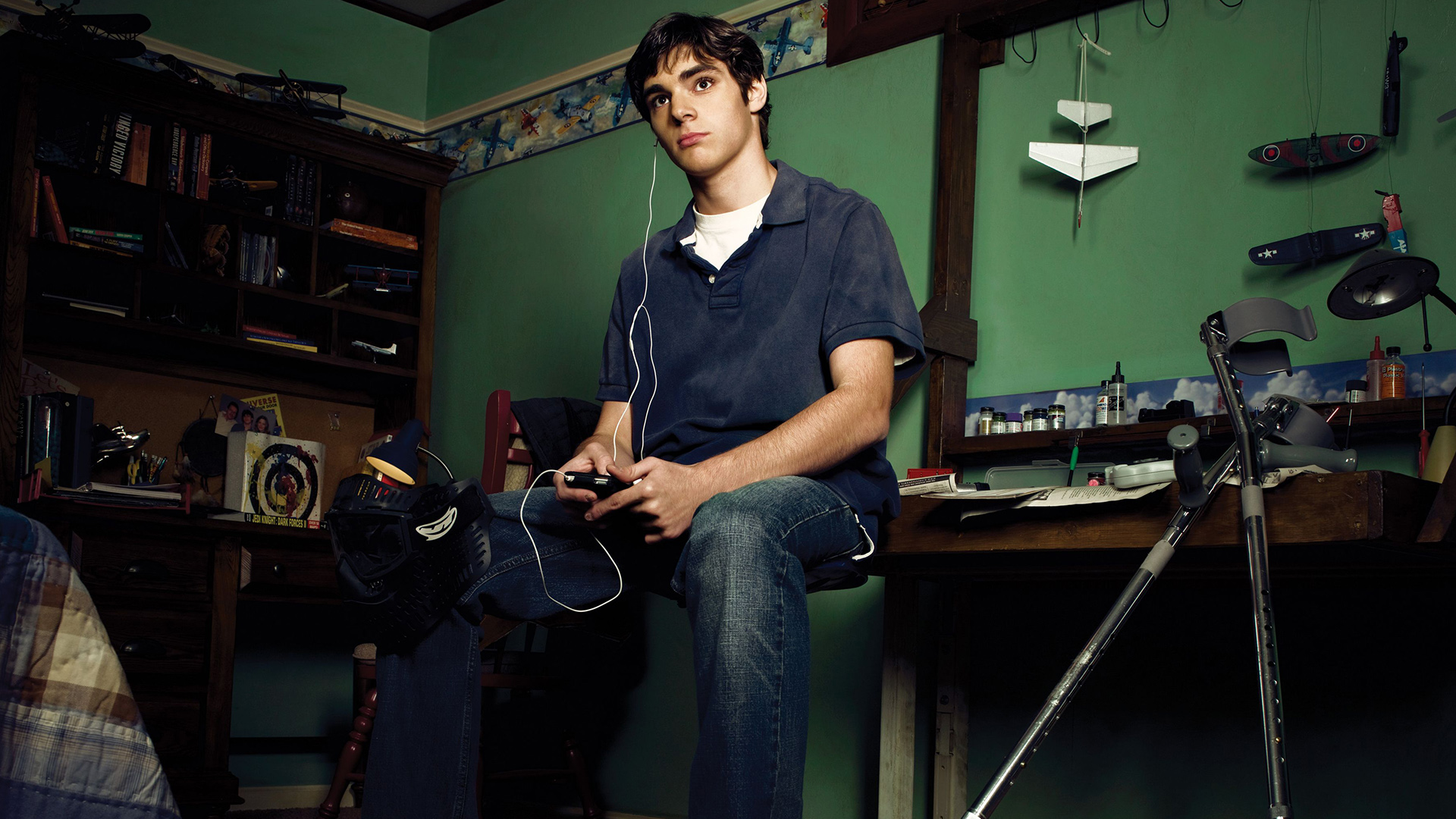 RJ Mitte Discussed Potential Breaking Bad Family Continuation 4 Rj Mitte Breaking Bad Walter White Jr Actor Portrait