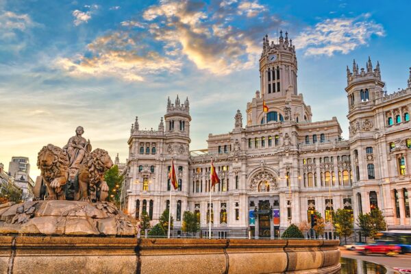 spain turns clocks back on october 25 as time change debate continues BDQP